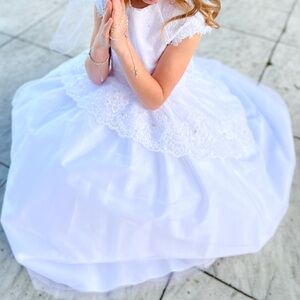 Gorgeous Communion Dress 👗